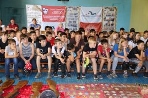 Уроки мужества и различные патриотические выставки провели астраханские поисковики для участников регионального этапа Всероссийских детско-юношеских военно-спортивных игр "Орленок" и "Зарница"
